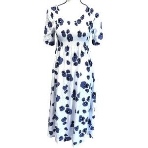 Amano Maxi Dress with blue floral labeled one size Small Medium seersucker